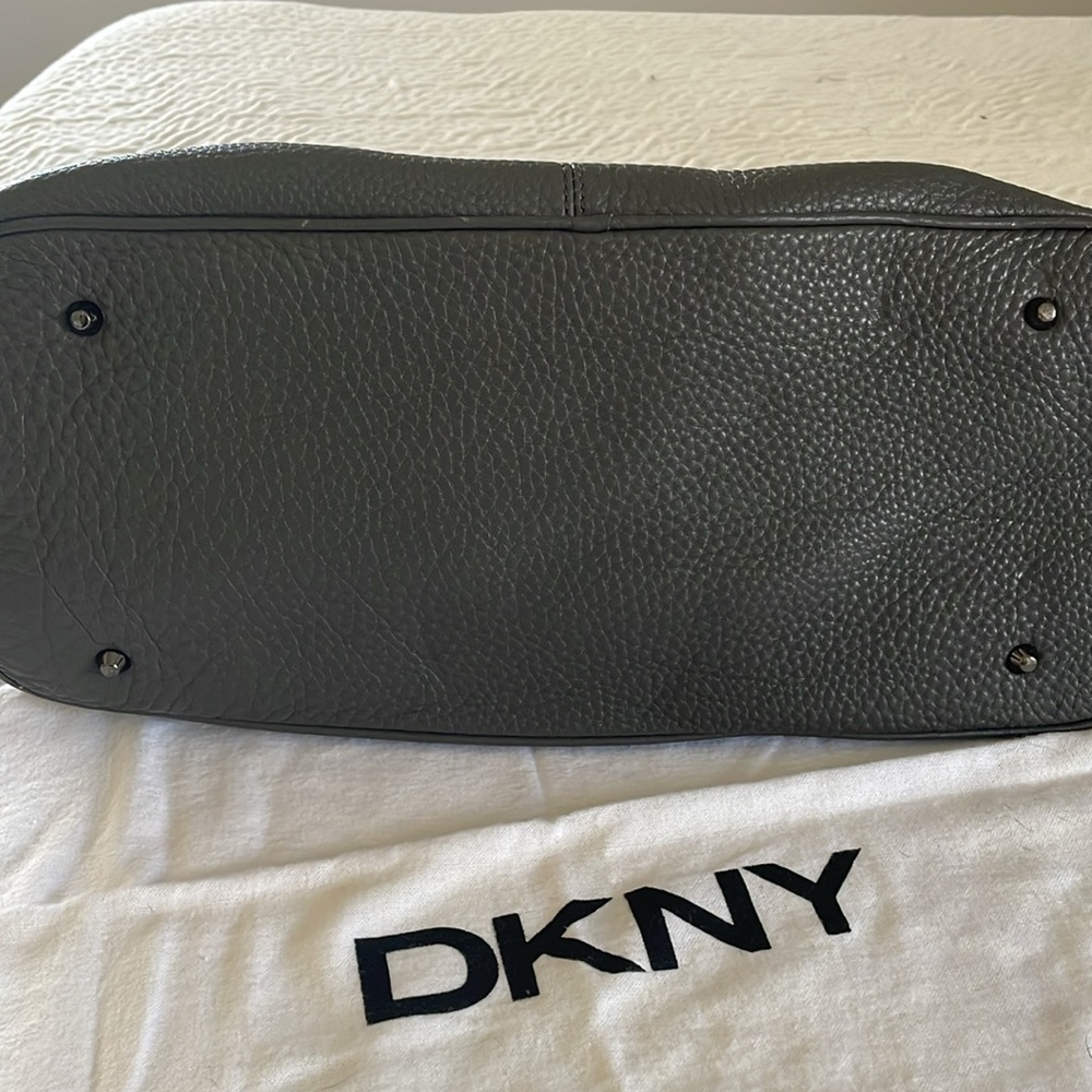 Purse - Picture 4 of 6